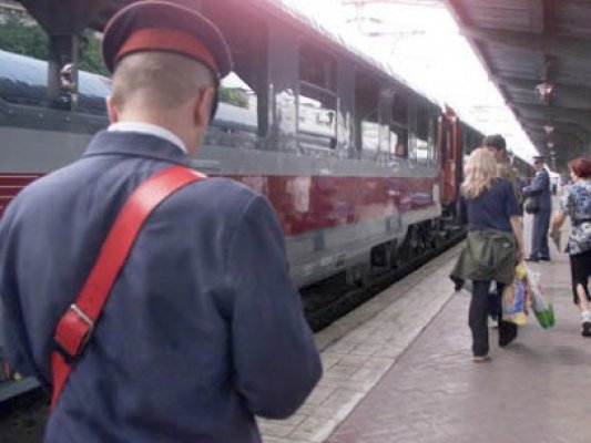 14 trenuri InterRegio şi Regio vor circula suplimentar în perioada mini-vacanţei de 1 Mai